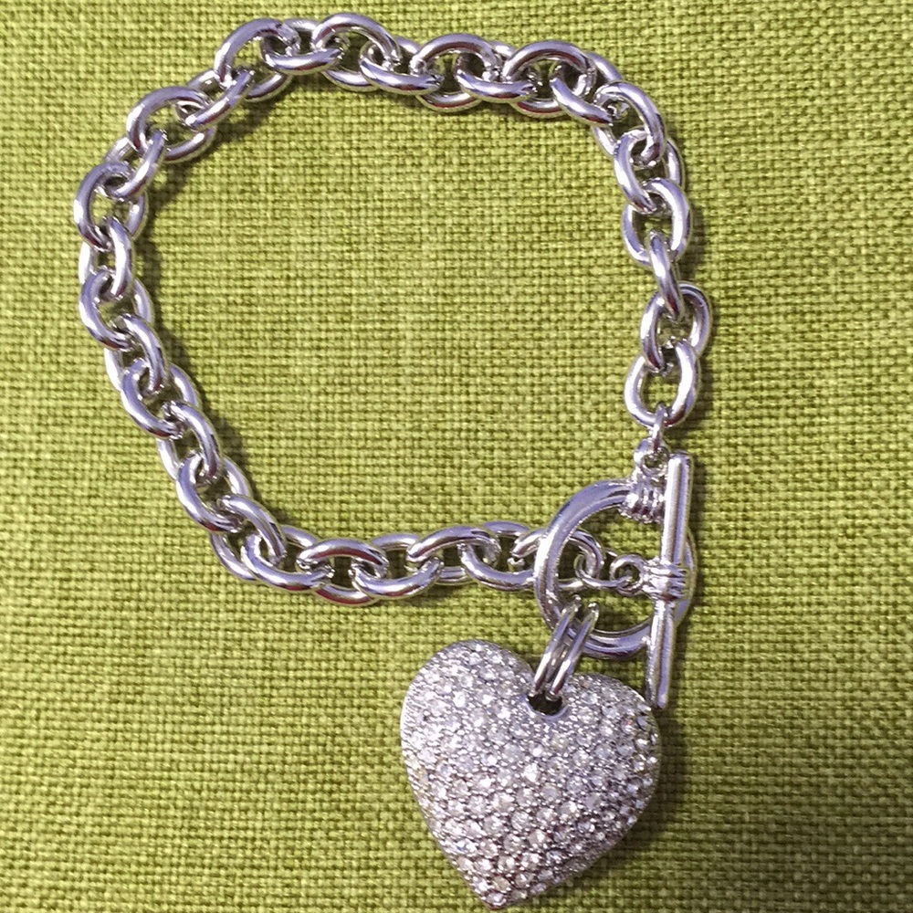 7.5 inch - Swarovski bracelet! Used twice only!